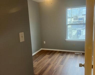 202 Jennifer Drive - Photo Thumbnail 24