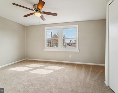 7926 Bank Street - Photo Thumbnail 12