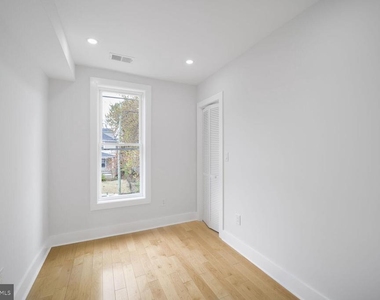 3309 22nd Street Ne - Photo Thumbnail 30