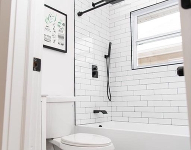 3309 22nd Street Ne - Photo Thumbnail 8
