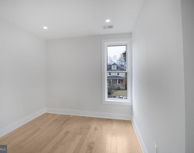 3309 22nd Street Ne - Photo Thumbnail 29