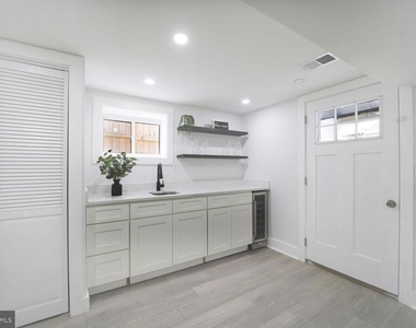 3309 22nd Street Ne - Photo Thumbnail 33