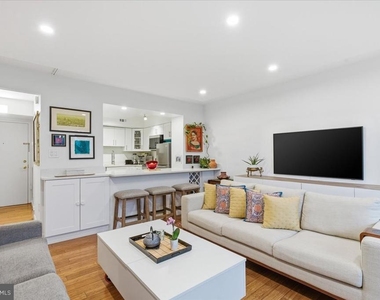 2141 Wisconsin Avenue Nw - Photo Thumbnail 1