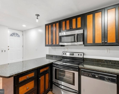 145 Randolph Place Nw - Photo Thumbnail 6