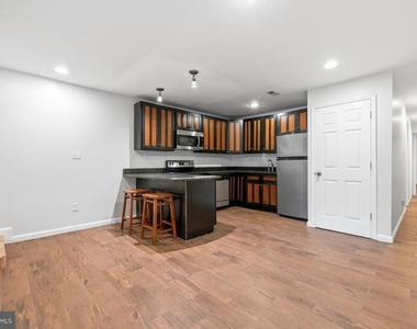 145 Randolph Place Nw - Photo Thumbnail 5
