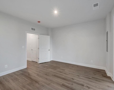 2022 Calico Ct - Photo Thumbnail 24
