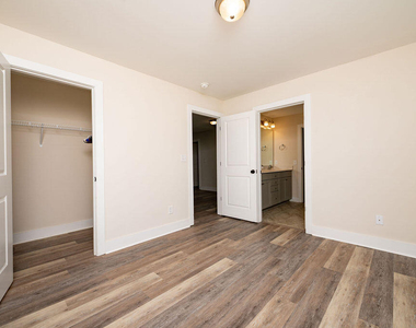 1026 Abbott Street - Photo Thumbnail 19