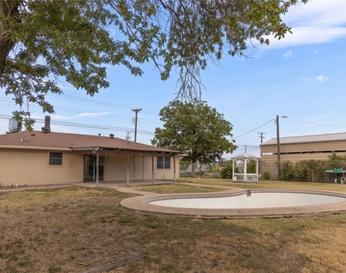 1430 State Highway 46 S - Photo Thumbnail 19