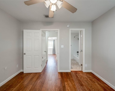 2101 Polaris Ave - Photo Thumbnail 16