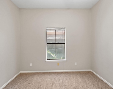 712 Graham Pl - Photo Thumbnail 20