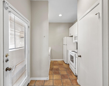 712 Graham Pl - Photo Thumbnail 28