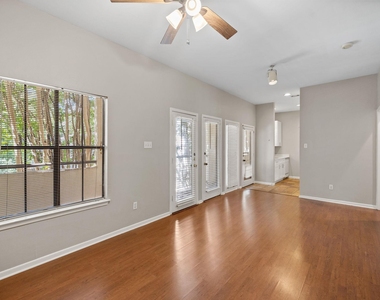 712 Graham Pl - Photo Thumbnail 25