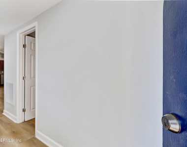 11321 Deep Lane - Photo Thumbnail 8