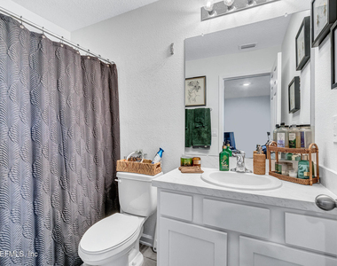 9008 Gifford Drive - Photo Thumbnail 15