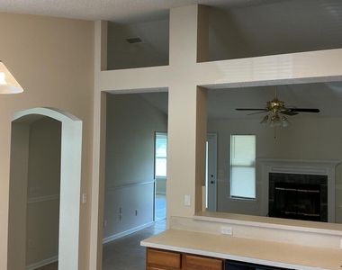 2892 Golden Pond Boulevard - Photo Thumbnail 7