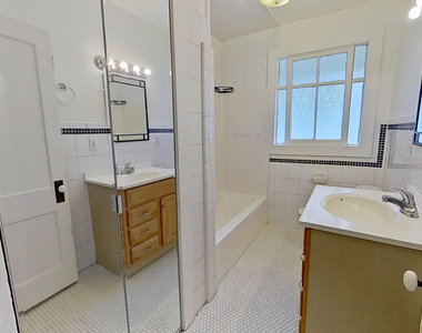 2210 Myra Street - Photo Thumbnail 13