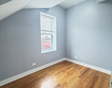 1837 S Harding Avenue - Photo Thumbnail 8
