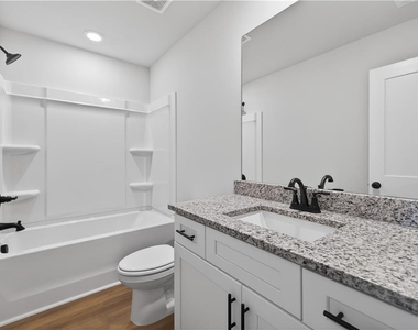548 Madison St - Photo Thumbnail 34