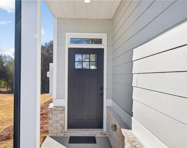 548 Madison St - Photo Thumbnail 1
