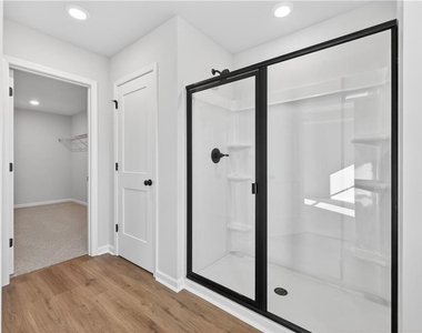 548 Madison St - Photo Thumbnail 28