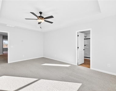 548 Madison St - Photo Thumbnail 25