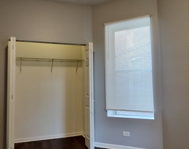 5725 S Green Street - Photo Thumbnail 7