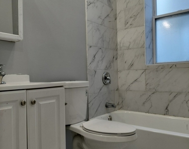 5725 S Green Street - Photo Thumbnail 16