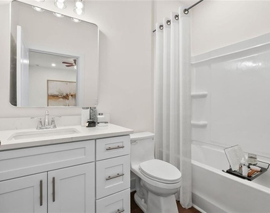 195 W Lake Avenue Nw - Photo Thumbnail 11