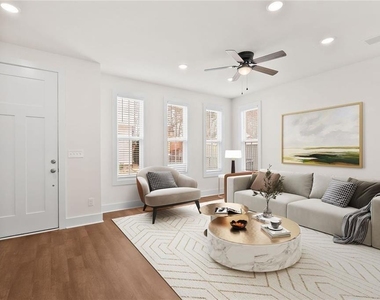 195 W Lake Avenue Nw - Photo Thumbnail 2