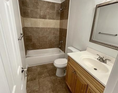 8940 Bay Drive - Photo Thumbnail 7