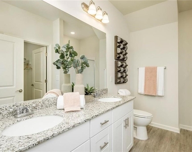 62 Dawson Club Way - Photo Thumbnail 17