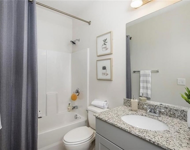 62 Dawson Club Way - Photo Thumbnail 20
