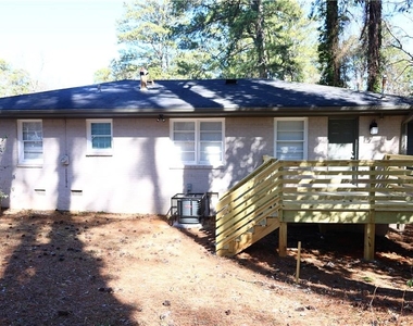 1876 Sandtown Road Sw - Photo Thumbnail 18