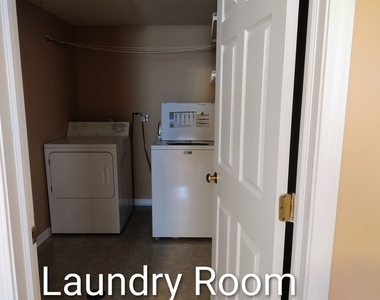 267 Silverado Street - Photo Thumbnail 13