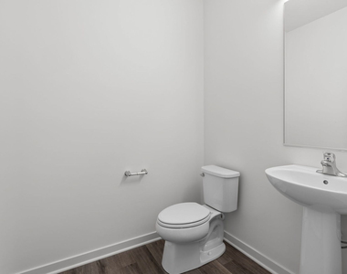 103 E Crystal Lake Avenue - Photo Thumbnail 10