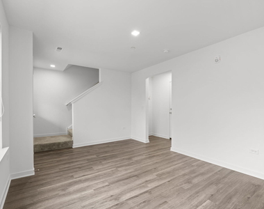 103 E Crystal Lake Avenue - Photo Thumbnail 27