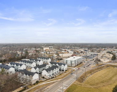 103 E Crystal Lake Avenue - Photo Thumbnail 35