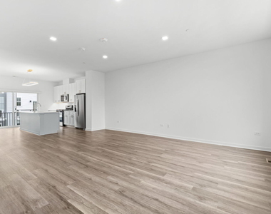 103 E Crystal Lake Avenue - Photo Thumbnail 9