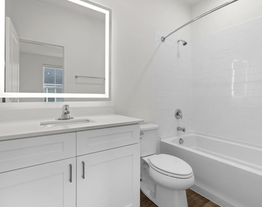 103 E Crystal Lake Avenue - Photo Thumbnail 22