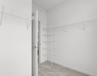 103 E Crystal Lake Avenue - Photo Thumbnail 17