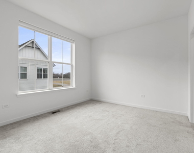 103 E Crystal Lake Avenue - Photo Thumbnail 13