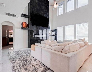 22127 Roxanne Field Lane - Photo Thumbnail 3