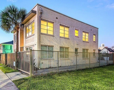 1509 Holman Street - Photo Thumbnail 10