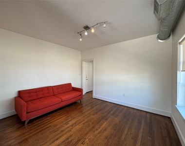 1509 Holman Street - Photo Thumbnail 8