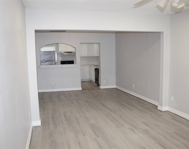 3314 Holman Street - Photo Thumbnail 4