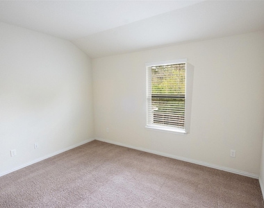 216 N Lynx Trail - Photo Thumbnail 41