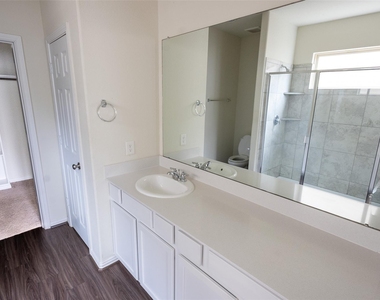 216 N Lynx Trail - Photo Thumbnail 20