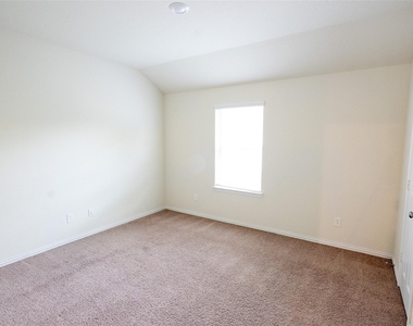 216 N Lynx Trail - Photo Thumbnail 36