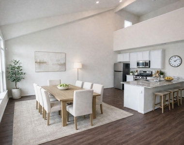 216 N Lynx Trail - Photo Thumbnail 2