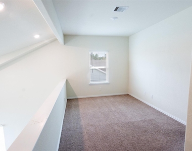 216 N Lynx Trail - Photo Thumbnail 33